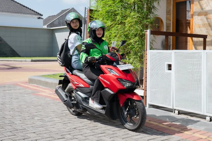 Gojek Bikin Kantong Lega, GoRide Hemat Cuma Rp6.000! Gojek Bikin Kantong Lega, GoRide Hemat Cuma Rp6.000!