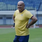 Bojan Hodak Salahkan Regulasi 11 Pemain Asing?