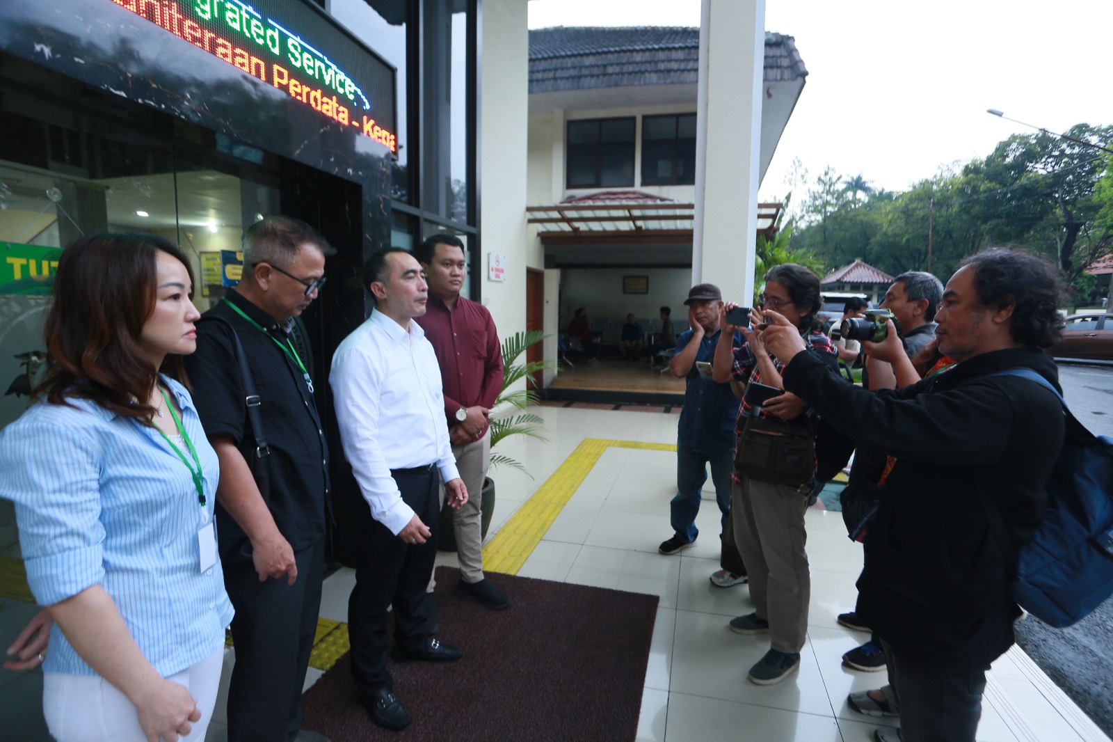 Tragedi Anggrek Bandung, Dokter Ungkap HS Diduga Alami Serangan Epilepsi di Dalam Mobil Tragedi Anggrek Bandung, Dokter Ungkap HS Diduga Alami Serangan Epilepsi di Dalam Mobil