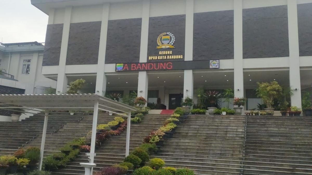 DPRD Bandung Ketok Palu 3 Perda, Pesantren Jadi Fokus Utama DPRD Bandung Ketok Palu 3 Perda, Pesantren Jadi Fokus Utama