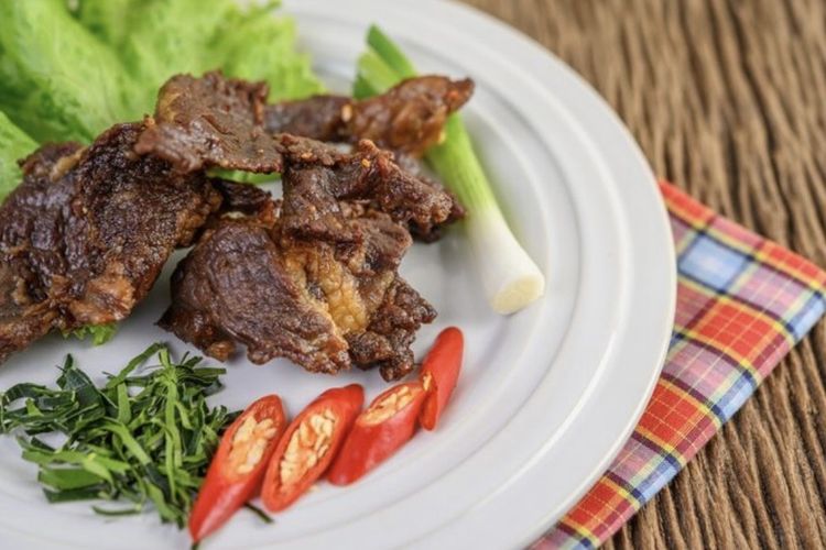 10 Wisata Kuliner Legendaris Bandung yang Wajib Dicoba! 10 Wisata Kuliner Legendaris Bandung yang Wajib Dicoba!