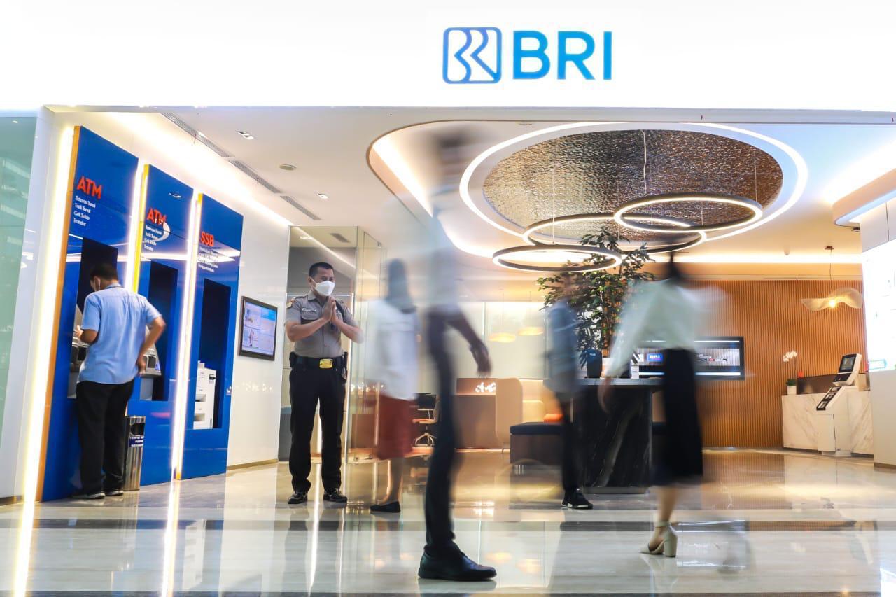 Penerapan GCG BRI Raih Penghargaan BigCap Terbaik di IICD Award 2025 Penerapan GCG BRI Raih Penghargaan BigCap Terbaik di IICD Award 2025