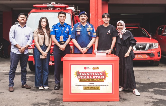 RedDoorz Gandeng Damkar Latih 1.000 Mitra Properti Cegah Kebakaran di Indonesia RedDoorz Gandeng Damkar Latih 1.000 Mitra Properti Cegah Kebakaran di Indonesia