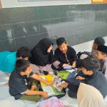 Mahasiswa UPI Kenalkan Pop-Up Book Augmented Reality untuk Santri Bandung Lewat PKM-PM 2025