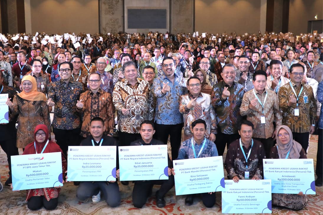 Akad Massal KUR BRI Dukung 800.000 Debitur, Perkuat Pemerataan Ekonomi Nasional Akad Massal KUR BRI Dukung 800.000 Debitur, Perkuat Pemerataan Ekonomi Nasional