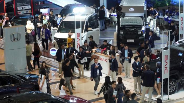 Waspada Titik Macet Bandung 5 Oktober 2025: GIIAS, Jazz Fest, dan HUT TNI Picu Padat Lalu Lintas