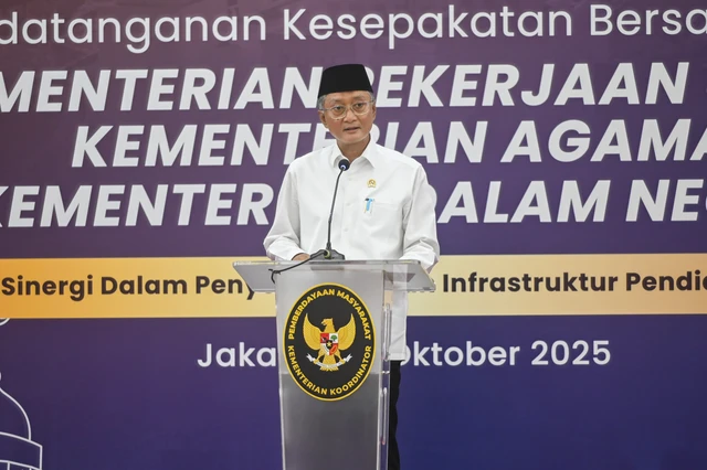 Menpu Tanggapi Klaim 45 Menit Jakarta–Bandung Menpu Tanggapi Klaim 45 Menit Jakarta–Bandung