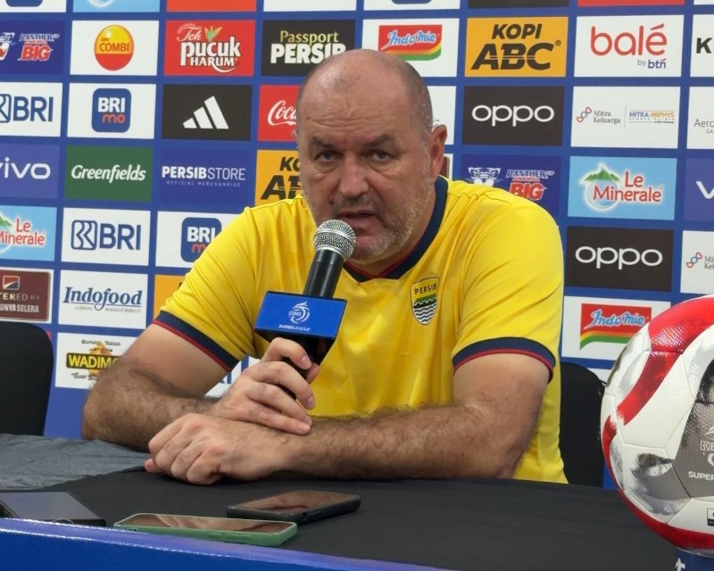 Persib Bandung vs Dewa United: Bojan Hodak Waspadai Kekuatan Gelandang Lawan Persib Bandung vs Dewa United: Bojan Hodak Waspadai Kekuatan Gelandang Lawan