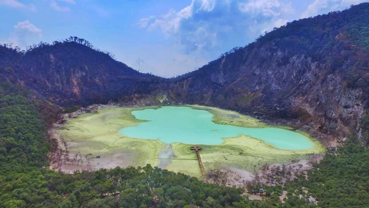 7 Tempat Wisata Alam Bandung Paling Cantik 2025 7 Tempat Wisata Alam Bandung Paling Cantik 2025