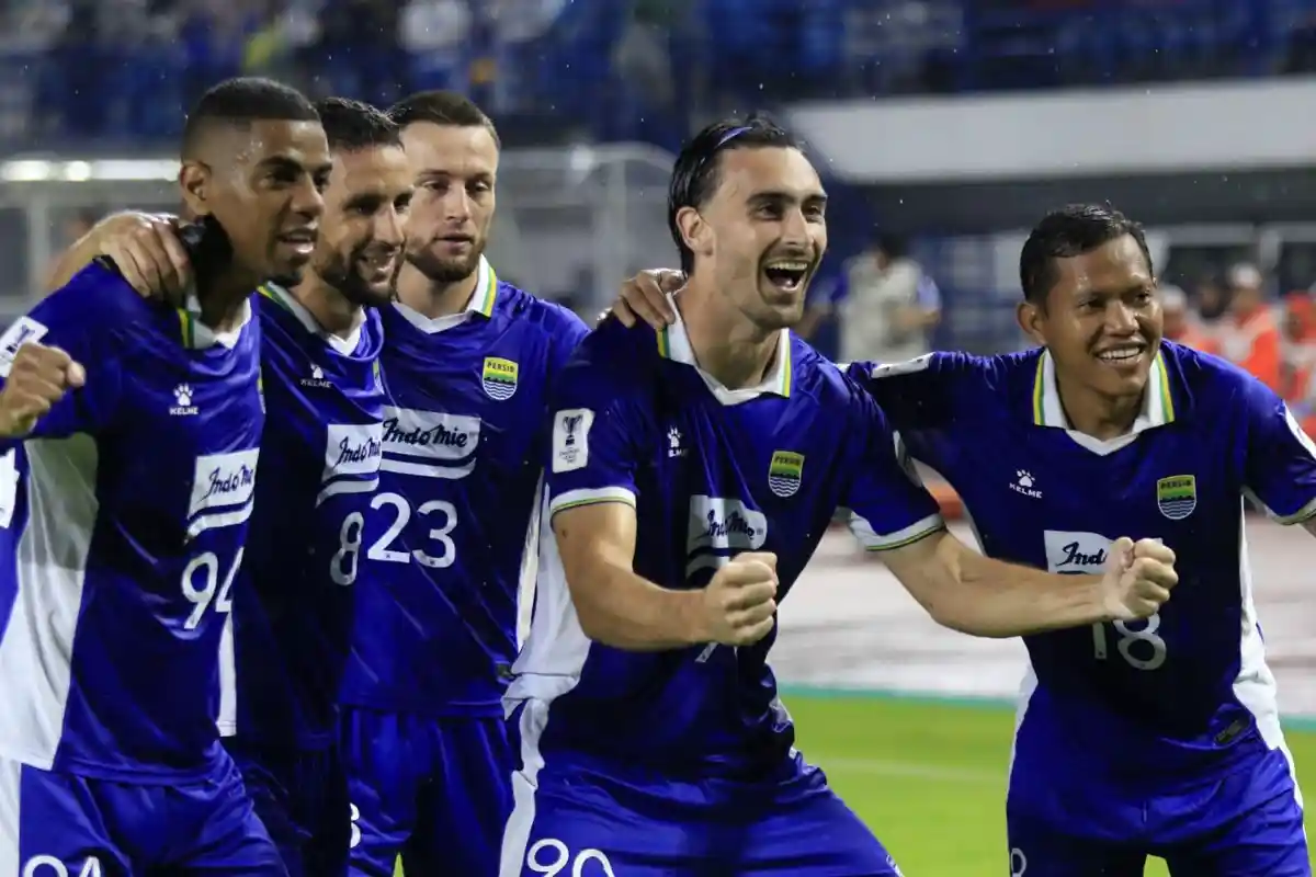 Andrew Jung Persib Bandung: Striker Asal Prancis Selalu Cetak Gol di 5 Laga Terakhir! Andrew Jung Persib Bandung: Striker Asal Prancis Selalu Cetak Gol di 5 Laga Terakhir!