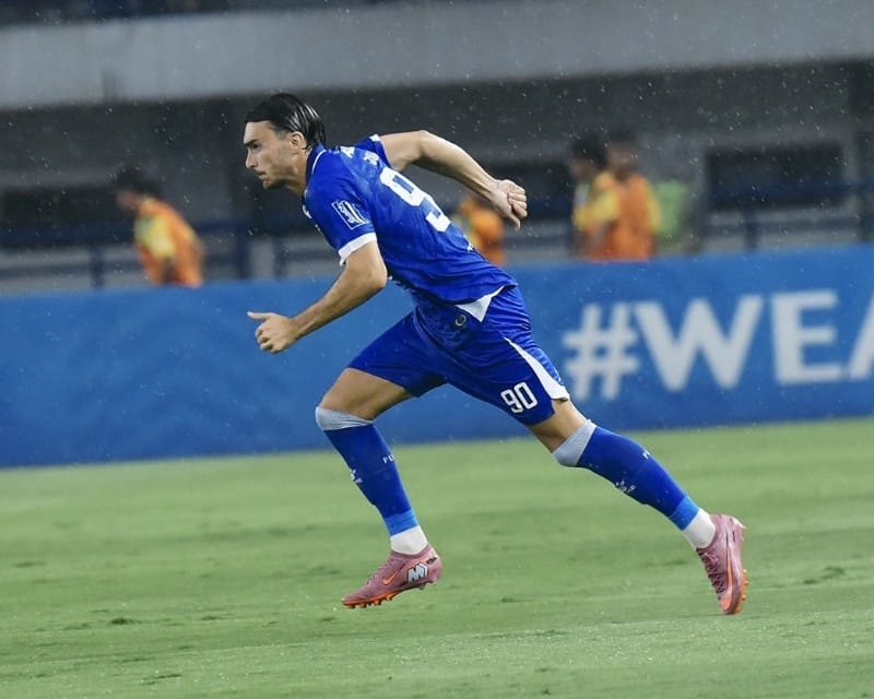 Andrew Jung Bersinar, Persib Bandung Siap Hadapi Selangor FC Usai Menang di Bali Andrew Jung Bersinar, Persib Bandung Siap Hadapi Selangor FC Usai Menang di Bali