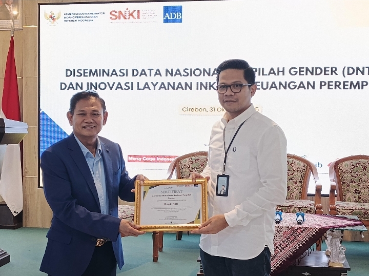 bank bjb Edukasi PMI Perempuan, Raih Penghargaan dari Kemenko Perekonomian bank bjb Edukasi PMI Perempuan, Raih Penghargaan dari Kemenko Perekonomian