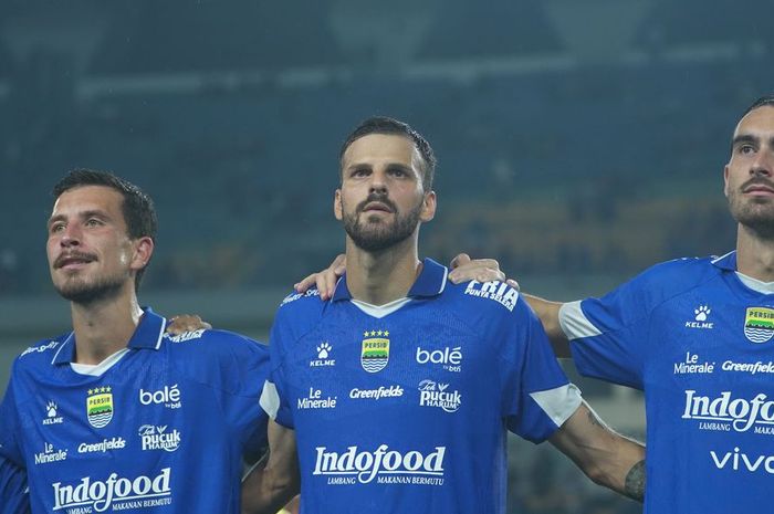 Bali United vs Persib: Duel Sengit Berebut 3 Poin! Bali United vs Persib: Duel Sengit Berebut 3 Poin!