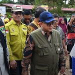 Kemendikdasmen Beri Bantuan Langsung kepada Korban yang Terdampak di Sumatra