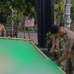 Satpol PP Kota Bandung Lakukan Penertiban Reklame Insidental di Beberapa Titik Lokasi