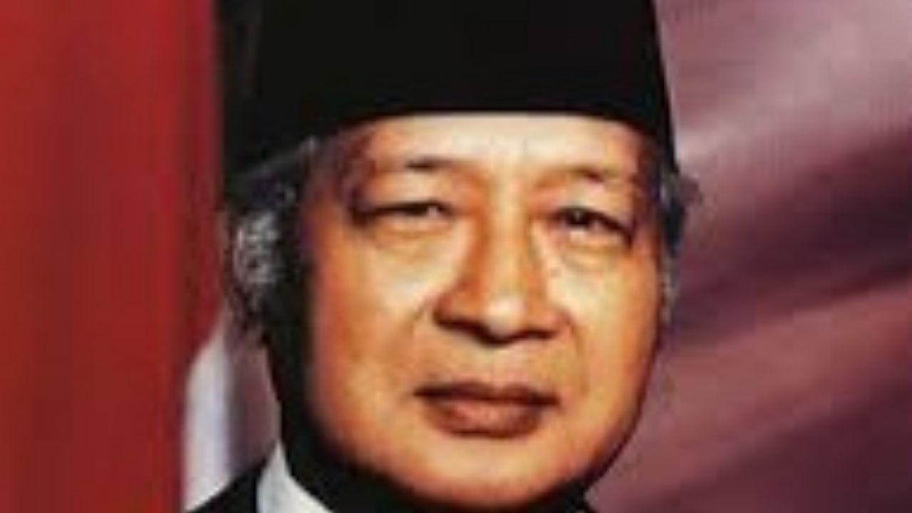 Soeharto, Presiden dengan Kekuasaan Terpanjang dan Kebijakan yang Membuat Rakyat Menderita Soeharto, Presiden dengan Kekuasaan Terpanjang dan Kebijakan yang Membuat Rakyat Menderita