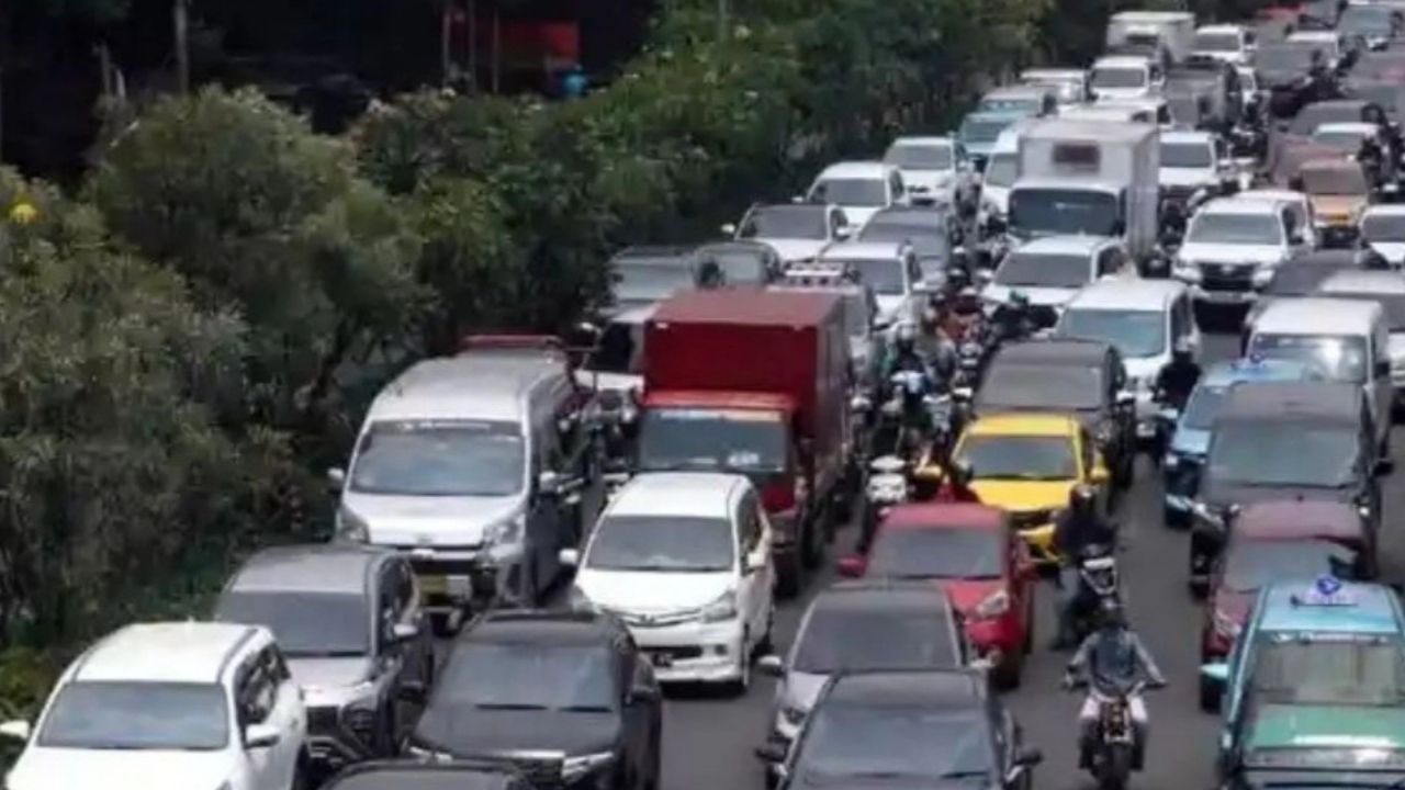 Jelang Libur Nataru 2025–2026, Berikut 3 Lokasi Rawan Kemacetan di Bandung Barat Jelang Libur Nataru 2025–2026, Berikut 3 Lokasi Rawan Kemacetan di Bandung Barat