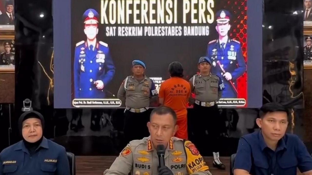 Pelaku Kasus Penipuan Emas Palsu di Kecamatan Sukajadi Kota Bandung Telah Tertangkap Pelaku Kasus Penipuan Emas Palsu di Kecamatan Sukajadi Kota Bandung Telah Tertangkap