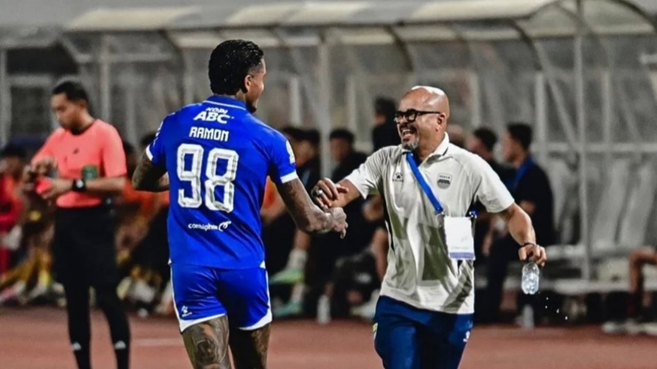 Kabar Buruk! Ramon Tanque Alami Cedera Usai Melawan Bhayangkara FC Kabar Buruk! Ramon Tanque Alami Cedera Usai Melawan Bhayangkara FC