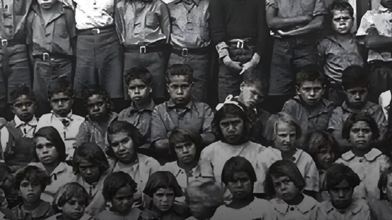Tragedi Kelam The Stolen Generations di Australia Ketika Identitas Manusia Dihapuskan Tragedi Kelam The Stolen Generations di Australia Ketika Identitas Manusia Dihapuskan