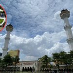 Alun-Alun Bandung Telah Dibuka Kembali, Namun Jalur Taktil Terlihat Masih Mengelupas