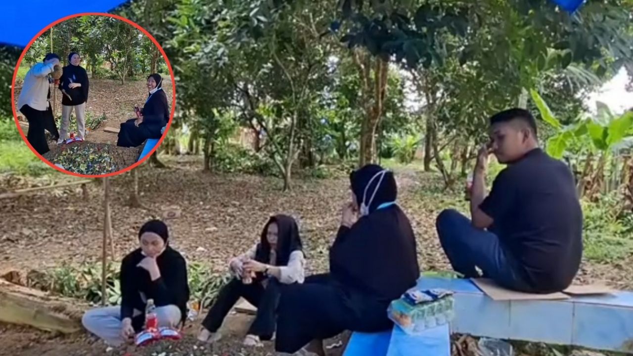 Momen Khidmat Ziarah Berubah Bahagia Saat Tiba-Tiba Buah Durian Jatuh Momen Khidmat Ziarah Berubah Bahagia Saat Tiba-Tiba Buah Durian Jatuh