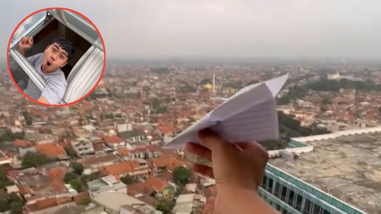 Cowok Ini Buat Pesawat Kertas Lalu Diterbangkan dari Atas Gedung, Endingnya Malah Tak Terduga Cowok Ini Buat Pesawat Kertas Lalu Diterbangkan dari Atas Gedung, Endingnya Malah Tak Terduga