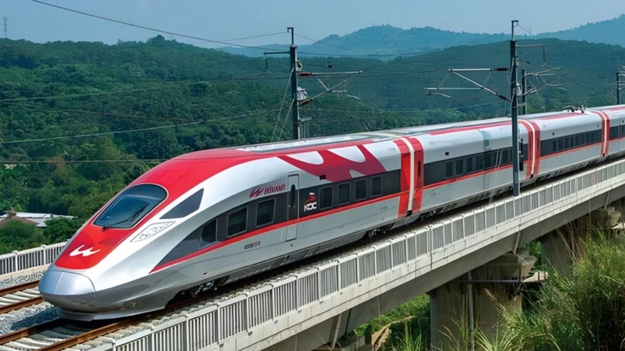 Tiket Kereta Cepat Whoosh Diobral Murah, Berikut Informasi Perjalanan Jakarta-Bandung Tiket Kereta Cepat Whoosh Diobral Murah, Berikut Informasi Perjalanan Jakarta-Bandung