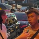 Pedagang Tahu Bulat Ini Jago Bahasa Inggris Saat Diwawancarai Bule di Bali