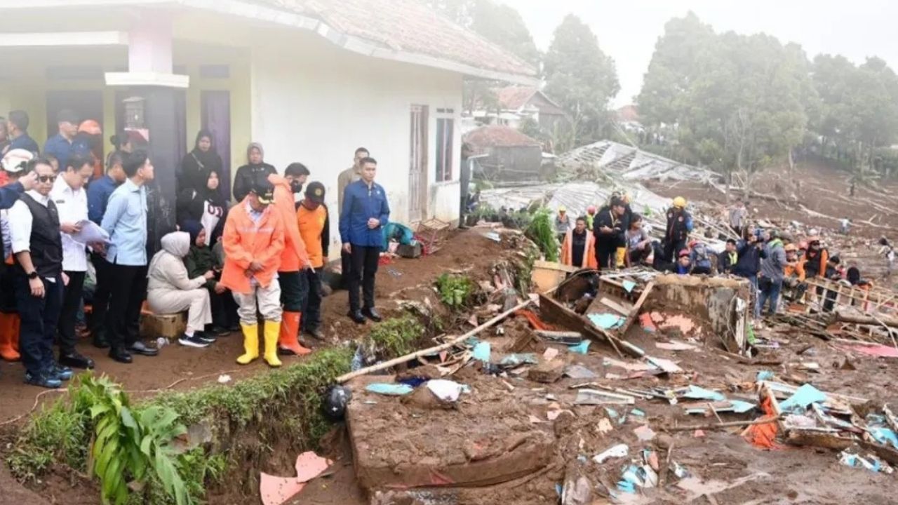 Pakar ITB Ungkap Mekanisme Aliran Lumpur dalam Longsor di Bandung Barat, Tak Hanya Dampak Alih Fungsi Lahan Saja Pakar ITB Ungkap Mekanisme Aliran Lumpur dalam Longsor di Bandung Barat, Tak Hanya Dampak Alih Fungsi Lahan Saja