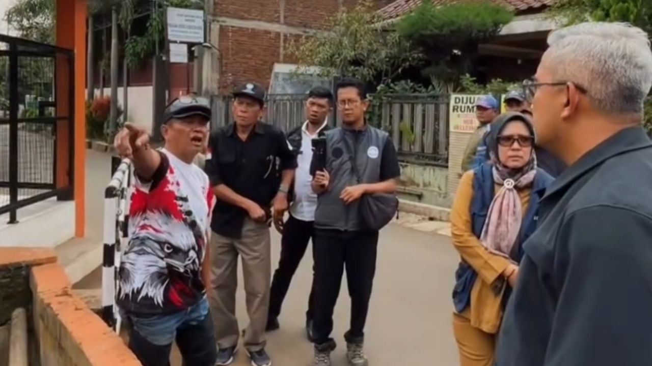 Hadirkan Rumah Pompa, Pemkot Bandung Optimis Atasi Banjir di Komplek Sukup Kelurahan Pasir Endah Hadirkan Rumah Pompa, Pemkot Bandung Optimis Atasi Banjir di Komplek Sukup Kelurahan Pasir Endah