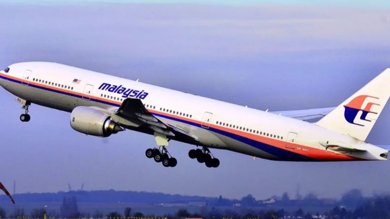 Tragedi Hilangnya Pesawat Boeing 777-200ER yang Membawa 239 Nyawa Tragedi Hilangnya Pesawat Boeing 777-200ER yang Membawa 239 Nyawa