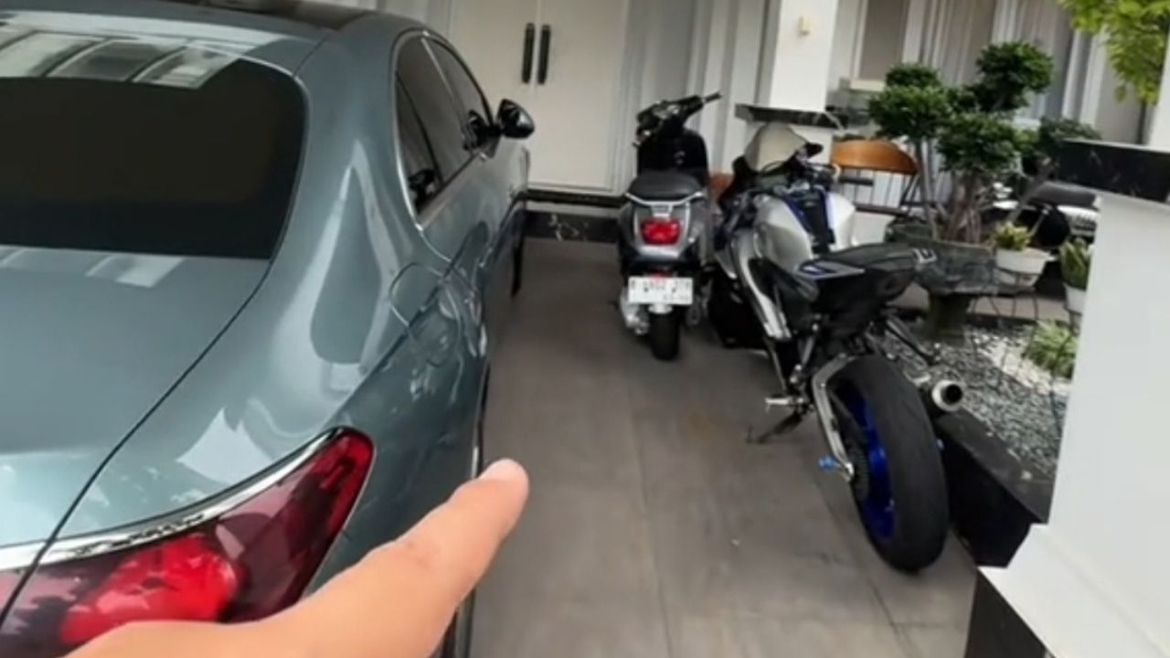 Tak Sengaja Senggol Mobil Pajero Arogan dan Sudah Ganti Rugi, Pria Ini Ungkap Sejumlah Kendaraan yang Ia Miliki Tak Sengaja Senggol Mobil Pajero Arogan dan Sudah Ganti Rugi, Pria Ini Ungkap Sejumlah Kendaraan yang Ia Miliki