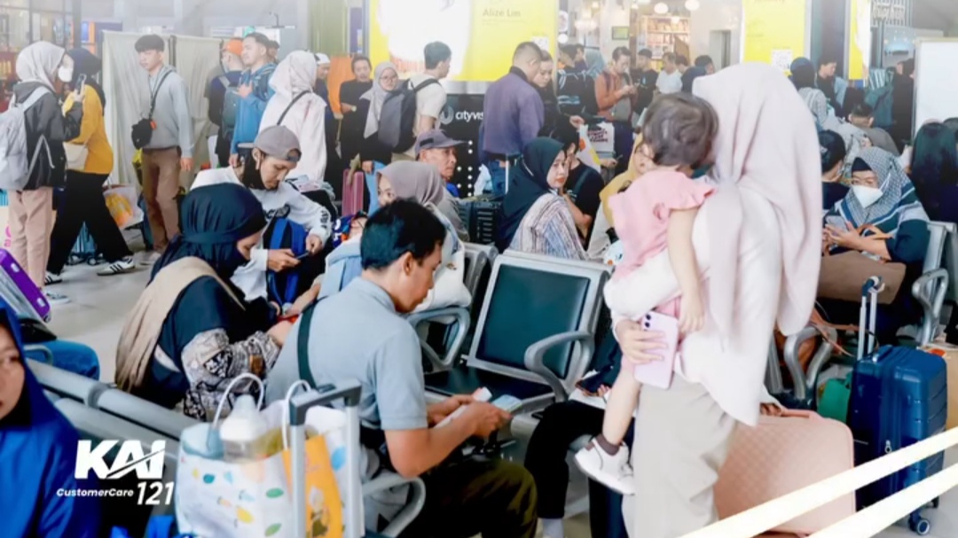 Lebih dari 400 Ribu Tiket Kereta Api Lebaran 2026 Telah Terjual, H-2 Jadi Primadona Lebih dari 400 Ribu Tiket Kereta Api Lebaran 2026 Telah Terjual, H-2 Jadi Primadona
