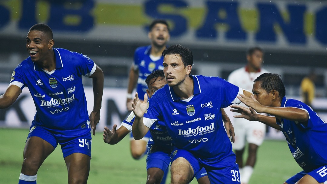 Pekan Ke-20 Telah Usai, Persib Bandung Tetap Dingin di Puncak Klasemen Pekan Ke-20 Telah Usai, Persib Bandung Tetap Dingin di Puncak Klasemen