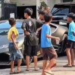 Tak Sombong Lamborghininya Dilihatin Anak-anak, Pria Ini Nyalain dan Kasih Unjuk Suaranya