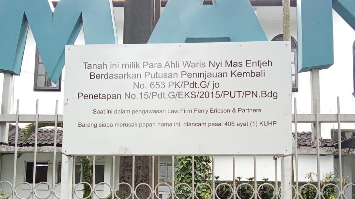 Ahli Waris Nyi Mas Entjeh Menangkan Sengketa Lahan SMAN 13 Bandung Ahli Waris Nyi Mas Entjeh Menangkan Sengketa Lahan SMAN 13 Bandung