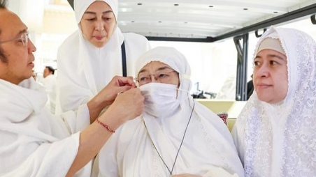 Doa Megawati di Tanah Suci untuk Persatuan Indonesia Doa Megawati di Tanah Suci untuk Persatuan Indonesia