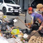 Kurangi Bau Sampah yang Sering Dikeluhkan Warga, Pemkot Bandung Terapkan Penggunaan Bioaktivator