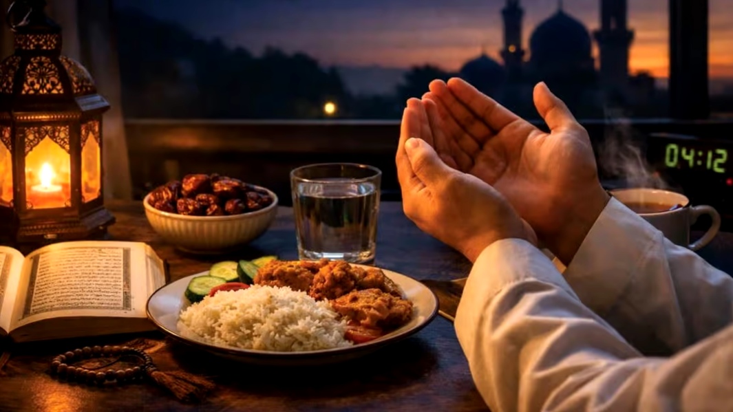 Studi Tahun 2024 Ungkap Sahur Mendekati Fajar Bantu Jaga Energi dan Kenyang Saat Puasa Studi Tahun 2024 Ungkap Sahur Mendekati Fajar Bantu Jaga Energi dan Kenyang Saat Puasa