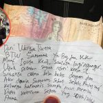 Nikahan Undang Warga TikTok, Pasangan Ini Dapat Pesan Tulisan Menyentuh di Atas Secarik Kertas