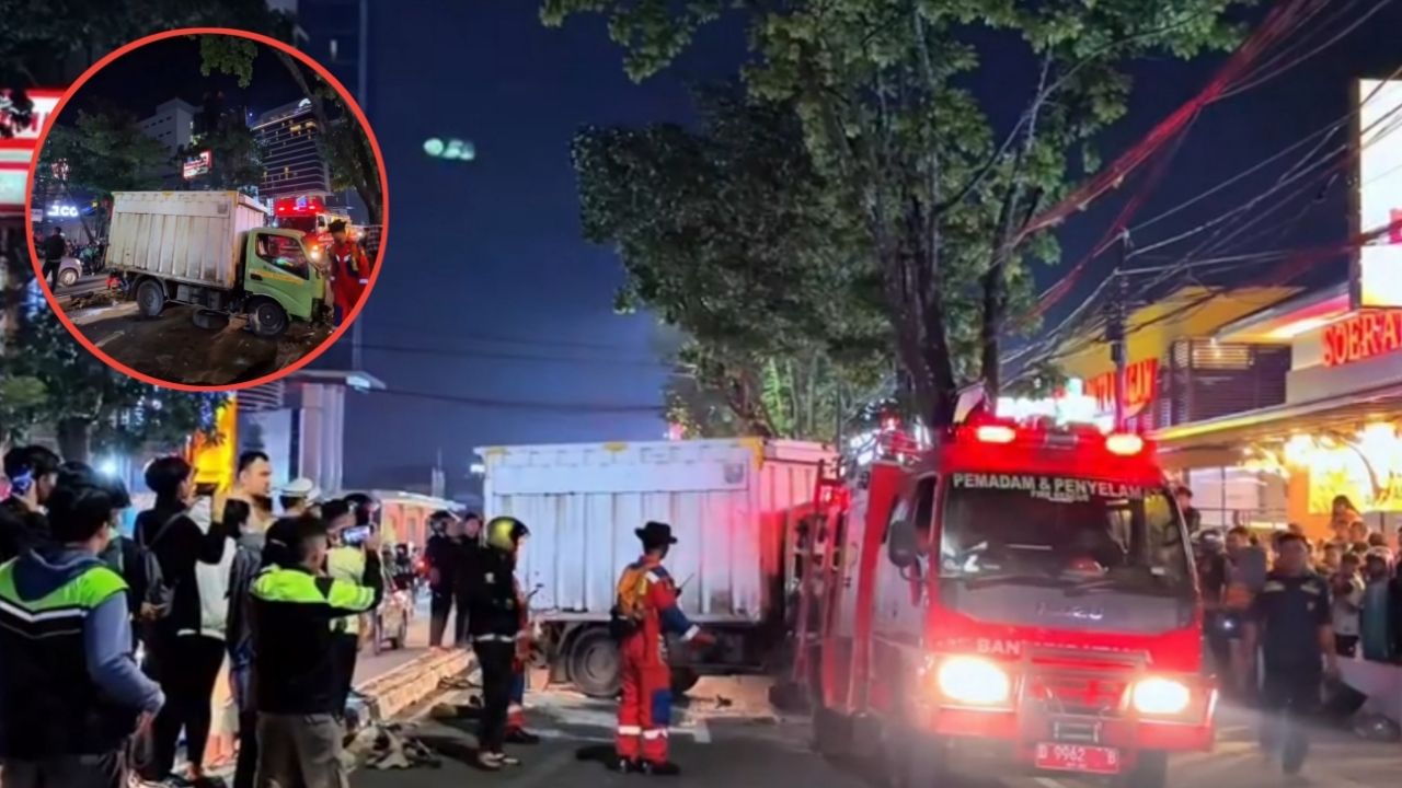 Kecelakaan Lalu Lintas Libatkan Mobil Box dan Mobil Ford Hitam di Jalan Gatot Subroto Kota Bandung, Tidak Ada Korban Jiwa