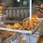 Berkah di Bulan Ramadan, Bapak Penjual Gorengan di Kota Bandung Ini Raup Keuntungan Rp 600 Ribu Per Hari