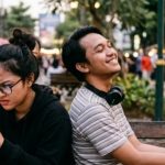 Kamu Tim Mana, FOMO atau JOMO? JOMO Loh Ya, Bukan Jomblo!