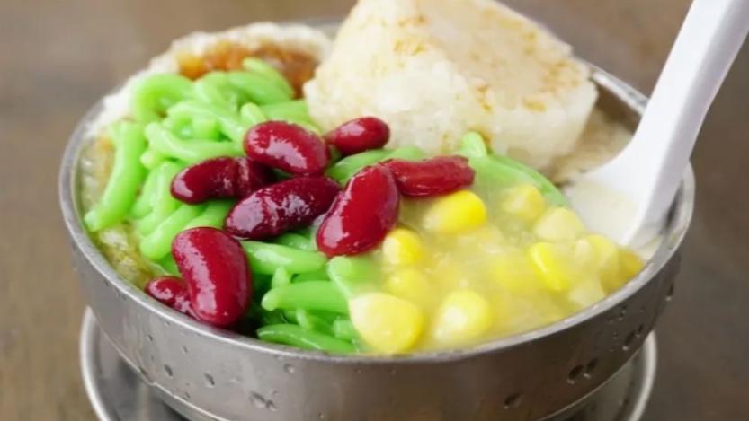 5 Makanan Khas Sunda yang Selalu Jadi Favorit Buka Puasa 5 Makanan Khas Sunda yang Selalu Jadi Favorit Buka Puasa