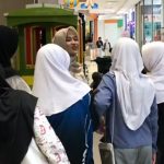 Cewek Ini Ungkap Salah Satu Ketakutan sebagai Guru Gen Z, padahal sedang Asyik Main