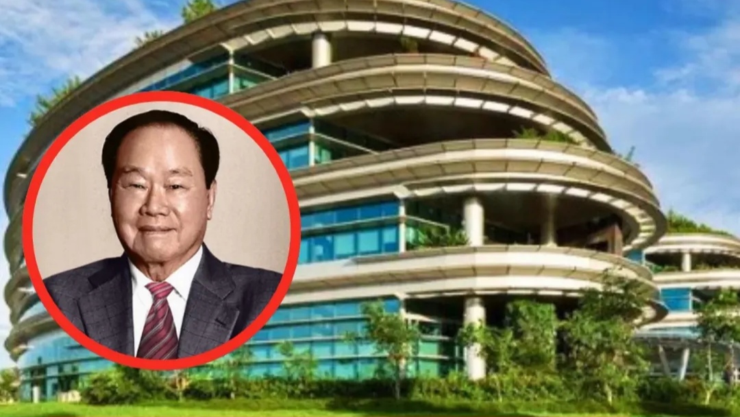 Meski Hanya Tamat Kelas Tiga, Eka Tjipta Widjaja Sukses Bangun Bisnis Raksasa Meski Hanya Tamat Kelas Tiga, Eka Tjipta Widjaja Sukses Bangun Bisnis Raksasa