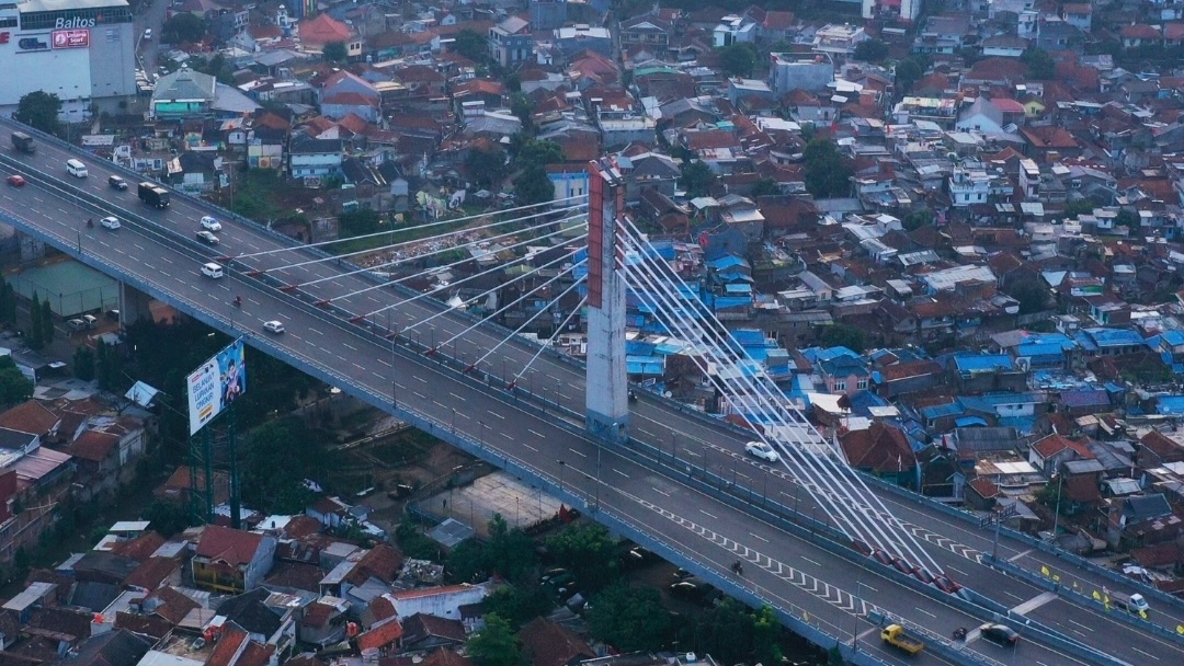 Marak Percobaan Bunuh Diri di Bandung, Wali Kota Muhammad Farhan Sebut Situasi Sangat Mengkhawatirkan Marak Percobaan Bunuh Diri di Bandung, Wali Kota Muhammad Farhan Sebut Situasi Sangat Mengkhawatirkan