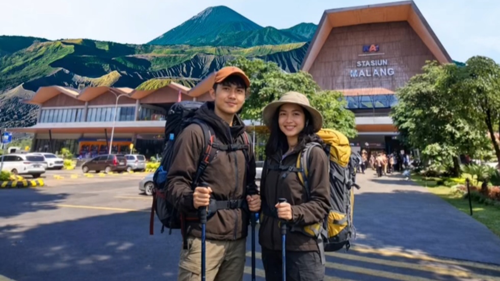 Habis Lebaran Mau Naik Gunung? Turun di Stasiun Pakai KAI Ini Aja! Ada Diskon Tiket 30 Persen! Habis Lebaran Mau Naik Gunung? Turun di Stasiun Pakai KAI Ini Aja! Ada Diskon Tiket 30 Persen!