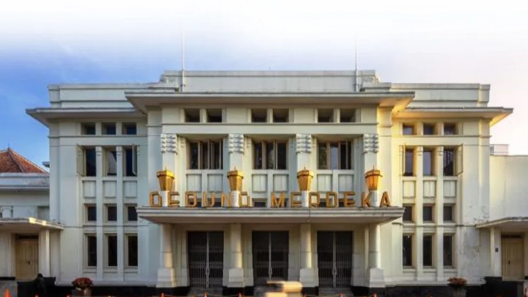 5 Gedung di Bandung Saksi Tumbuhnya Seni Teater, Selamat Hari Teater Sedunia 5 Gedung di Bandung Saksi Tumbuhnya Seni Teater, Selamat Hari Teater Sedunia